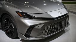El nuevo Toyota Camry tiene muchos cambios con respecto a su antecesor.