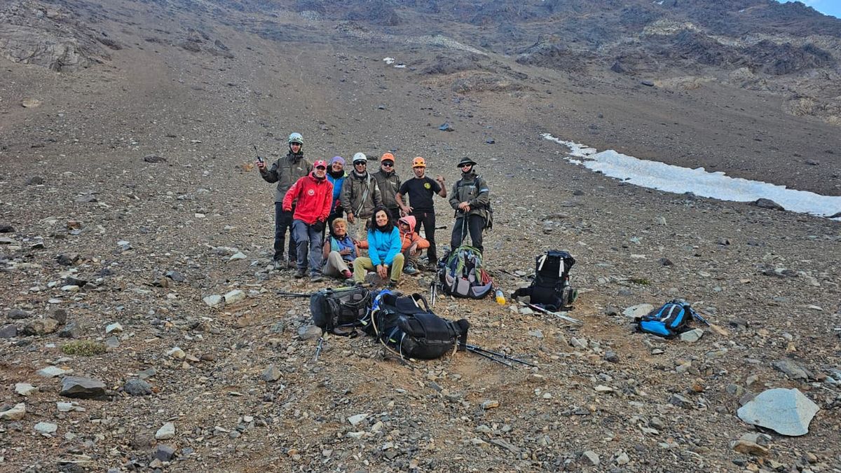 Las mujeres se sintieron a salvo cuando fueron rescatadas por Gendarmería y la Patrulla de Rescate. Las mujeres se sintieron a salvo cuando fueron rescatadas por Gendarmería y la Patrulla de Rescate.