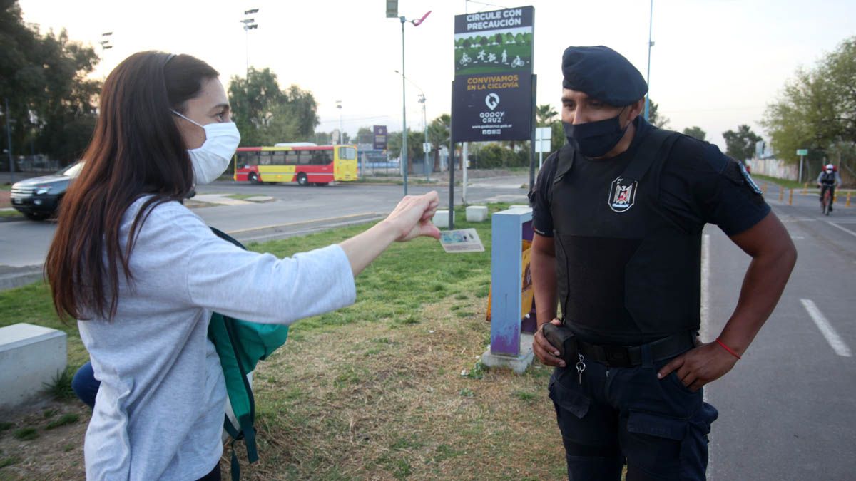 Coronavirus Mendoza: los controles de DNI en la provincia siguen firmes.