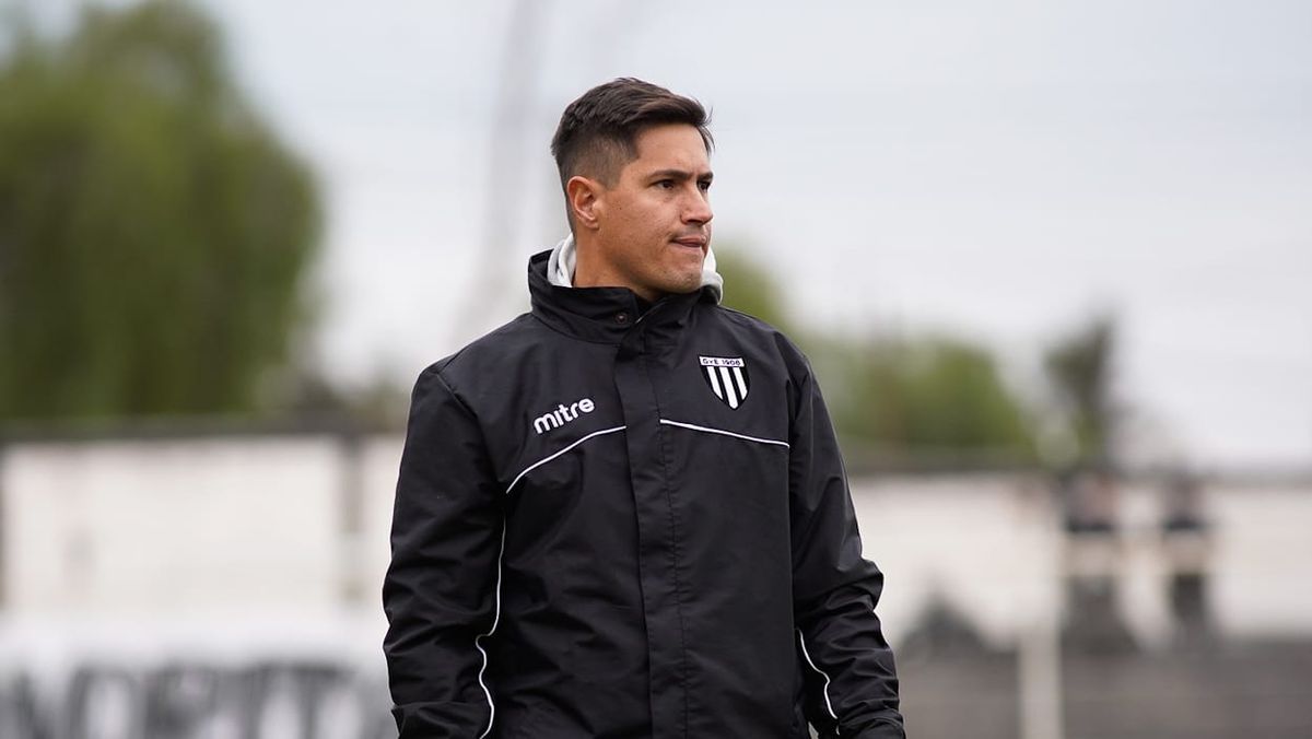 El entrenador Ezequiel Medrán ha tenido un arranque muy bueno en el Lobo con dos victorias seguidas. El entrenador Ezequiel Medrán ha tenido un arranque muy bueno en el Lobo con dos victorias seguidas.