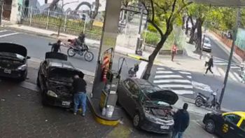 Video: una cámara captó el momento exacto del crimen entre dos linyeras Video: una cámara captó el momento exacto del crimen entre dos linyeras