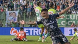 Arismendo marcó uno de los goles en el triunfo de Sarmiento sobre Defensa y Justicia.