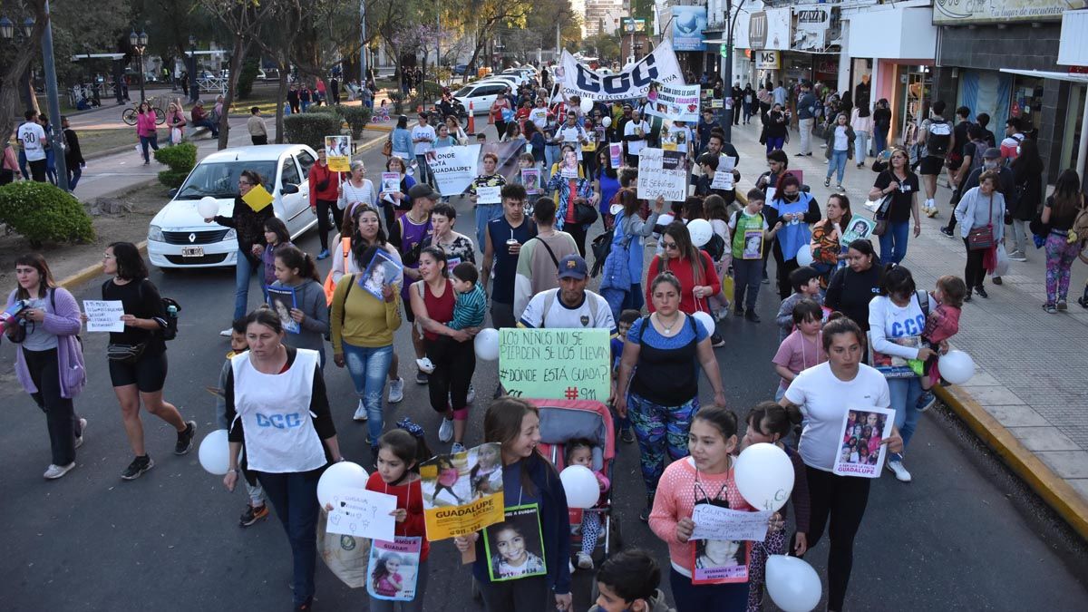 Guadalupe Lucero Familiares Y Organizaciones Sociales Marcharon Al Cumplirse Meses De Su