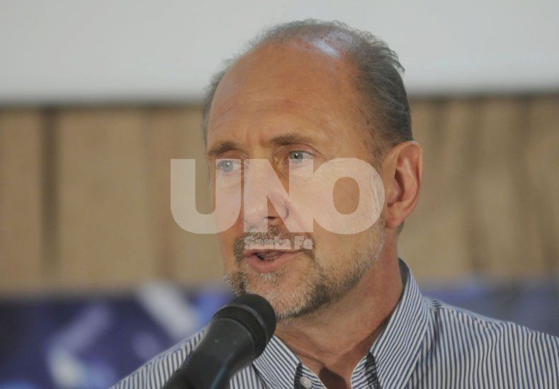 Perotti: Defender a los pequeños y medianos productores es cuidar a nuestros pueblos