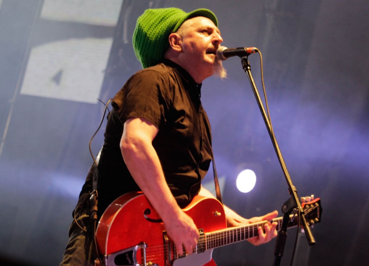 Goyo Ogalde, de Karamelo Santo. Cantó La Muralla Verde.