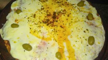 Cómo hacer chimichurri para pizza de muzzarella: la receta sabrosa que la lleva a otro nivel Cómo hacer chimichurri para pizza de muzzarella: la receta sabrosa que la lleva a otro nivel