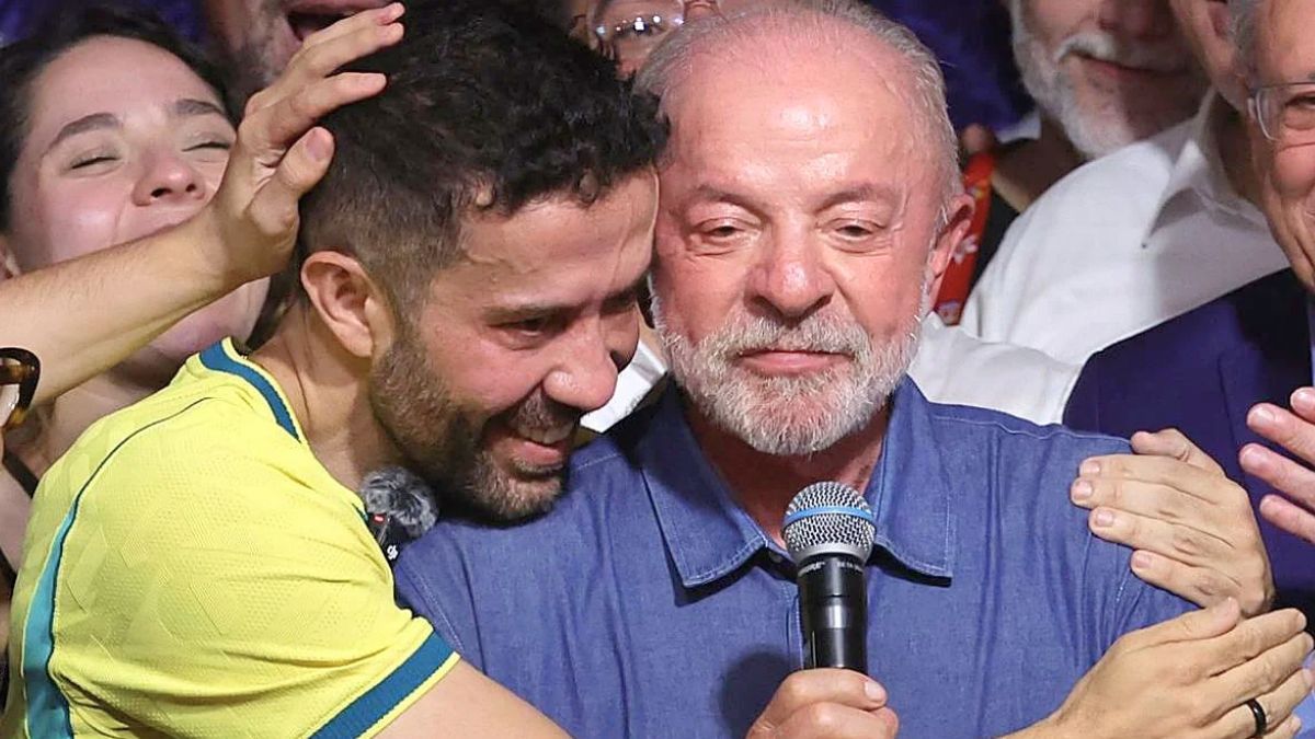 Quién es André Janones, el estratega digital que impulsó la victoria de Lula Da Silva
