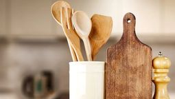 Cómo desinfectar los utensilios de madera de la cocina con este tip y solo un ingrediente