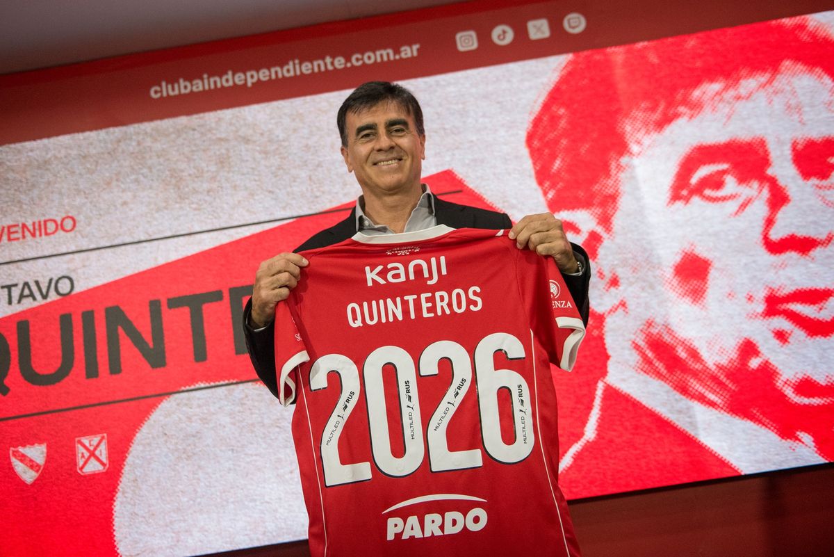 Quinteros asumió este lunes en el Rojo.