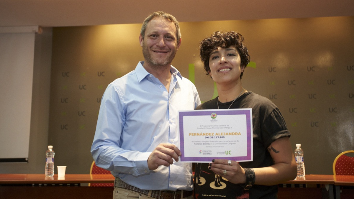 Más y mejores oportunidades para el mundo del trabajo, gracias a la alianza entre la Universidad de Congreso y Fundación Grupo América. Más y mejores oportunidades para el mundo del trabajo, gracias a la alianza entre la Universidad de Congreso y Fundación Grupo América.