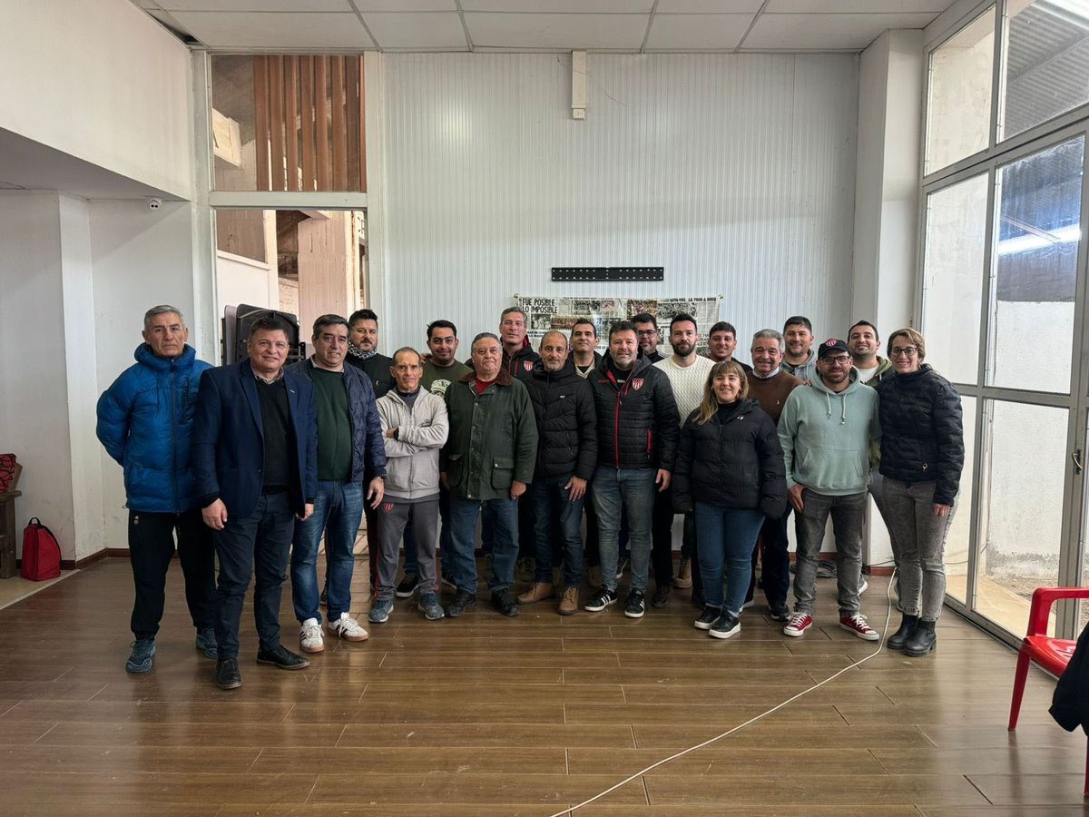 La nueva comisión del Atlético San Martín. La nueva comisión del Atlético San Martín.