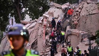 Se duplicó la cifra de muertes a 589 por el terremoto doble en Venezuela