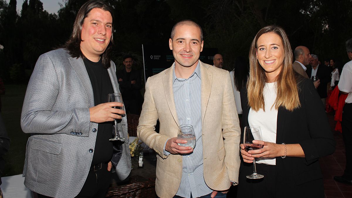 Gastón Guillermet, Nicolás Wegher y Maria Les Spalthoff.