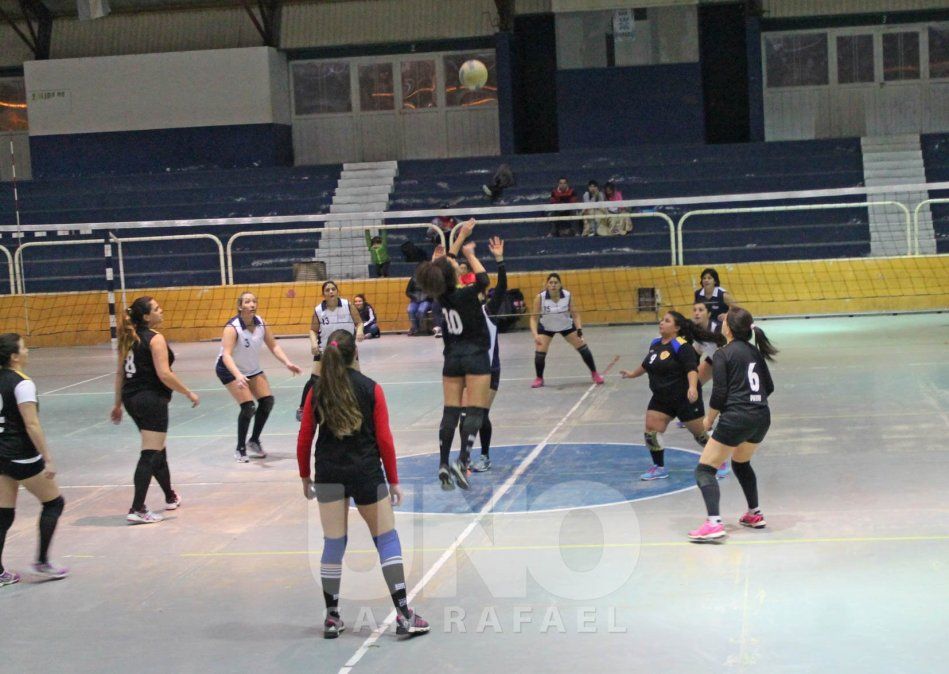 Partidos decisivos por el torneo Clausura de vóleibol