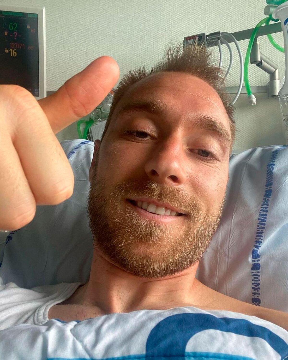 Eriksen compartió su primera imagen tras el susto en la Euro