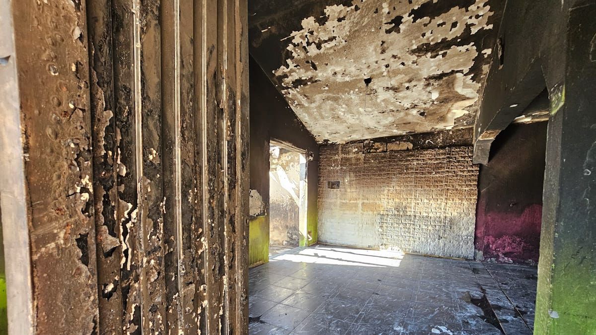 Una de las viviendas de la Favorita que se incendió en forma parcial. Sin embargo, las familias perdieron todas sus pertenencias. Una de las viviendas de la Favorita que se incendió en forma parcial. Sin embargo, las familias perdieron todas sus pertenencias.