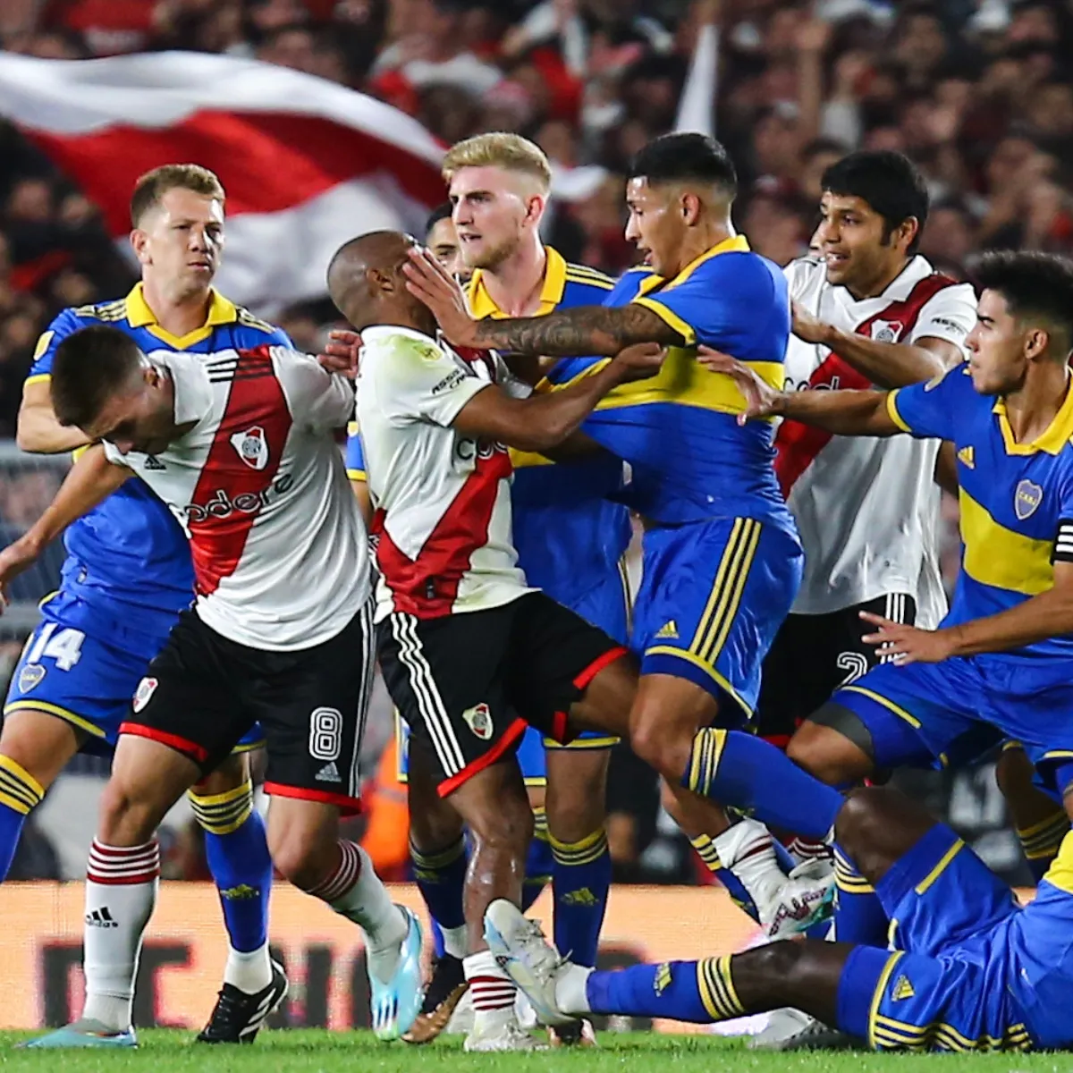 Boca y River pidieron disculpas por los incidentes en el Superclásico Boca y River pidieron disculpas por los incidentes en el Superclásico