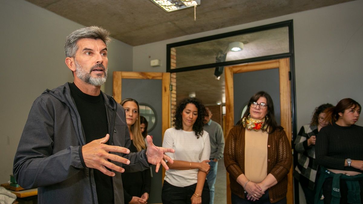Ulpiano Suarez inauguró el Centro de Servicios Textiles de la Ciudad