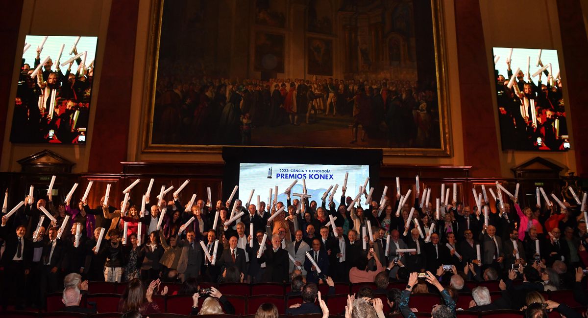 Investigadores y científicos en los premios Konex.