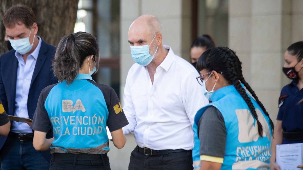 Horacio Rodríguez Larreta homenajeó a las mujeres de los cuerpos de seguridad de CABA y no fue al encuentro de gobernadores.