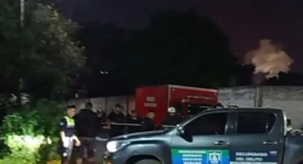 Tras producirse la tragedia. bomberos, una ambulancia, y efectivos policialñes llegaron al lugar pero el niño ya estab sin vida Tras producirse la tragedia. bomberos, una ambulancia, y efectivos policialñes llegaron al lugar pero el niño ya estab sin vida