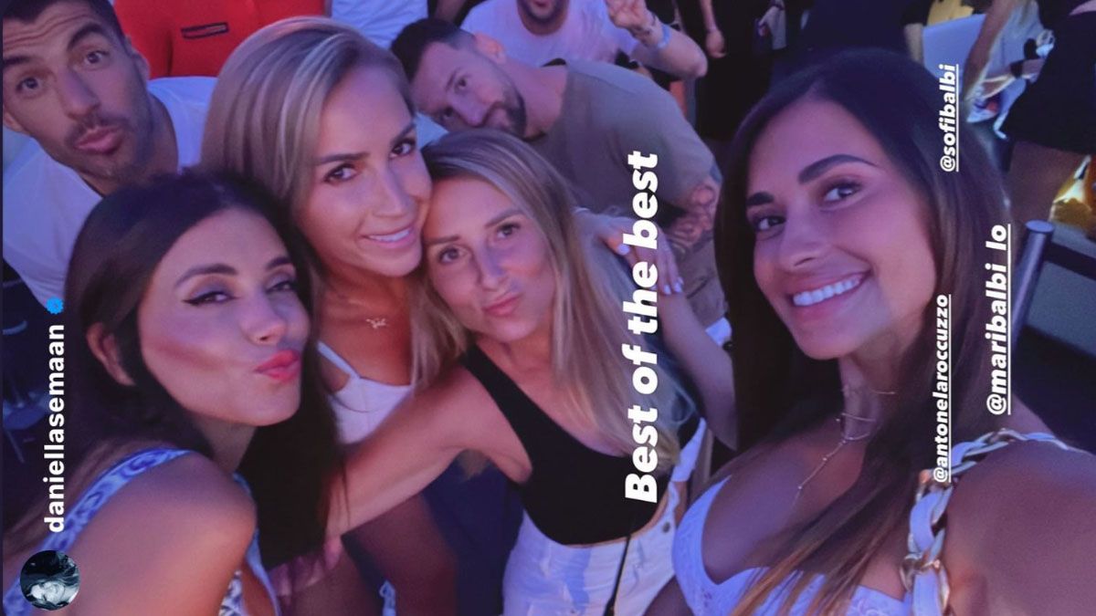 Lionel Messi aparece detrás en la foto de Antonela Roccuzzo y sus amigas, en Ibiza