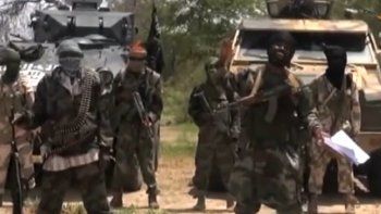Salió a la luz otro provocador video de los terroristas que mantienen cautivas a las niñas nigerianas