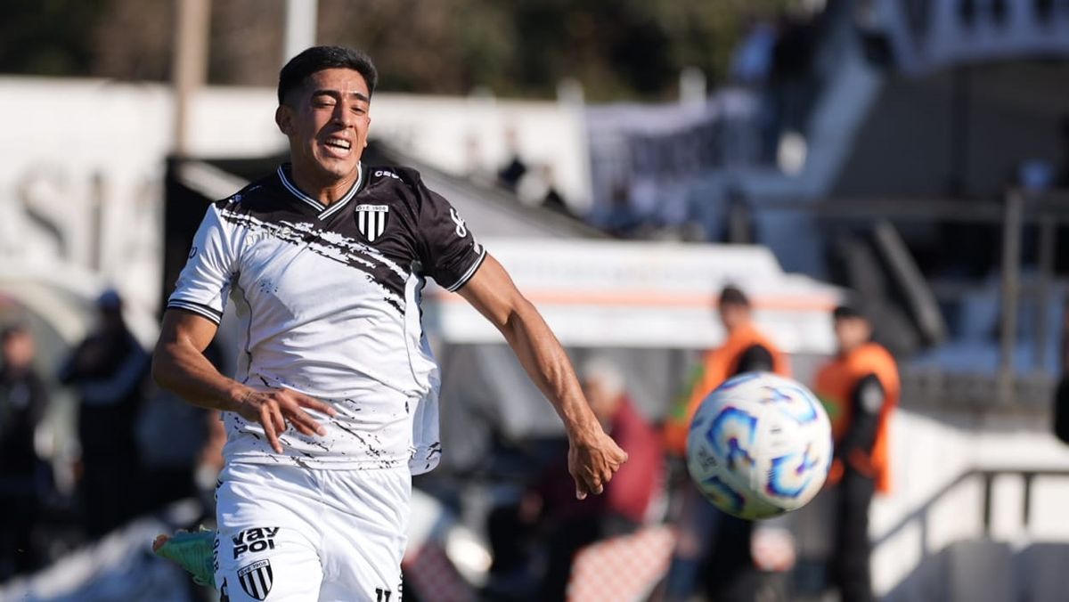 Matías Recalde se siente orgulloso de jugar en Gimnasia y Esgrima.