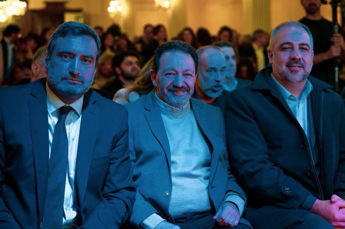 Destéfanis presentó su libro en Mendoza y Stevanato se mostró en Buenos Aires en la asunción de la UEJN.