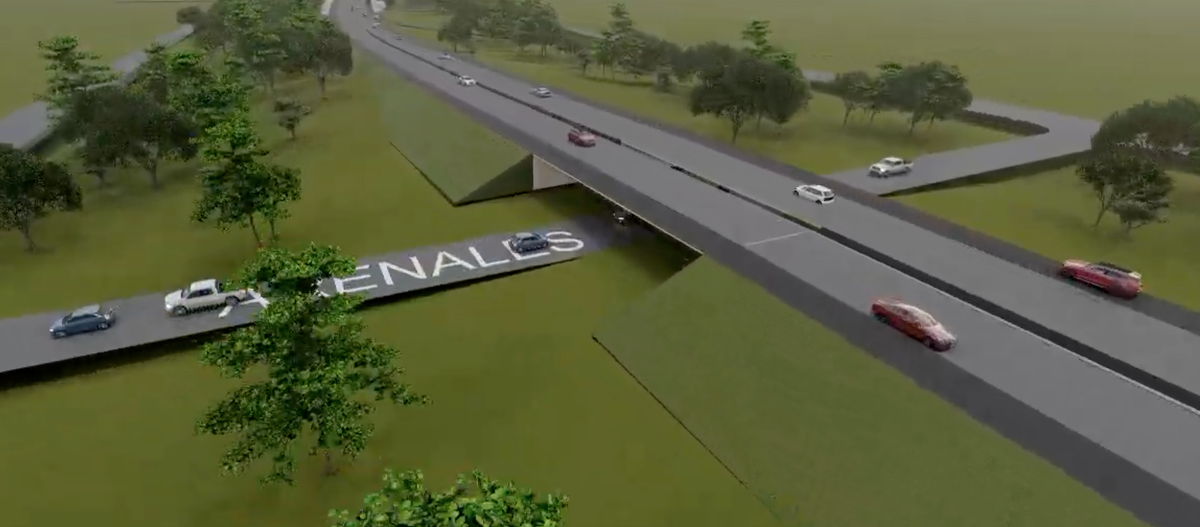 La calle Arenales, a la altura del supermercado Carrefour, es una de las que forman La calle Arenales, a la altura del supermercado Carrefour, es una de las que forman