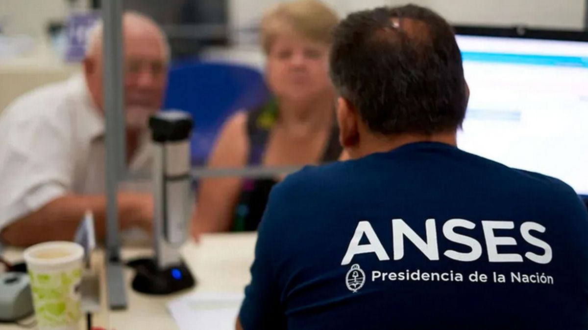 ANSES: Qué Pasará Con La MORATORIA Para JUBILADOS Con La Ley Bases De Milei