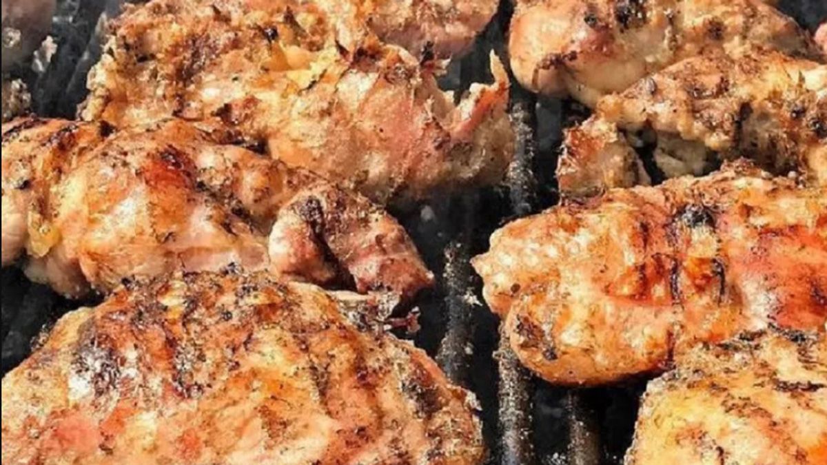 Las mollejas a la parrilla deben tener una buena preparación para que queden tiernas y crocantes Las mollejas a la parrilla deben tener una buena preparación para que queden tiernas y crocantes