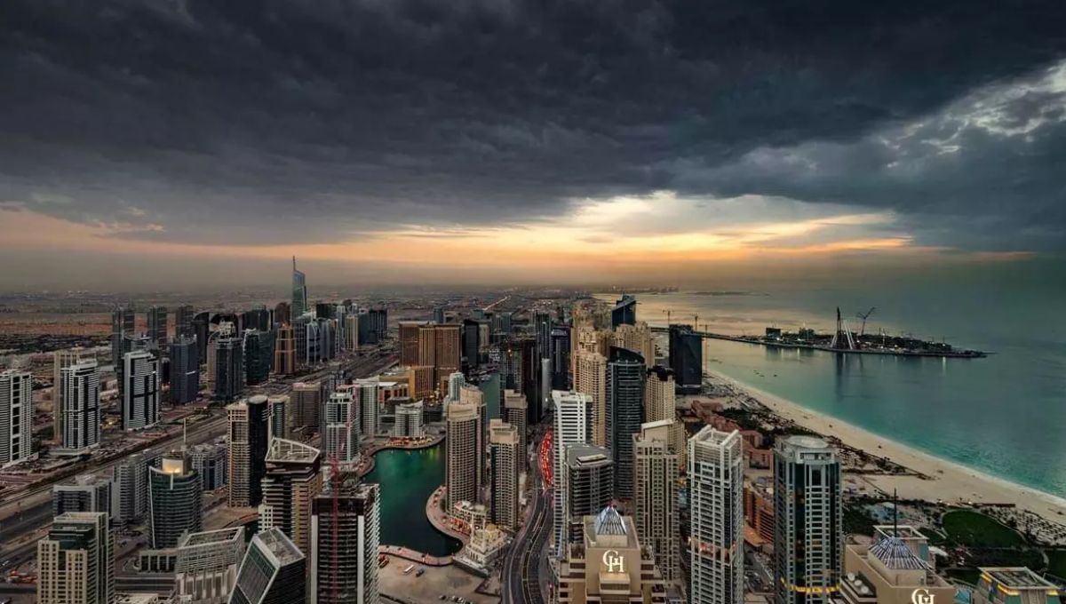 Arabia Saudí utiliza esta estrategia desde hace años para afrontar la falta de lluvias y la consecuente escasez de agua Arabia Saudí utiliza esta estrategia desde hace años para afrontar la falta de lluvias y la consecuente escasez de agua