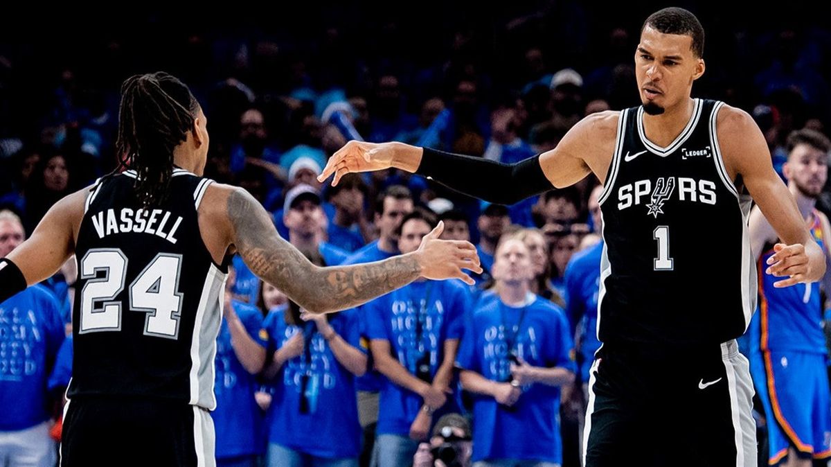 Los Spurs hicieron historia en Oklahoma.