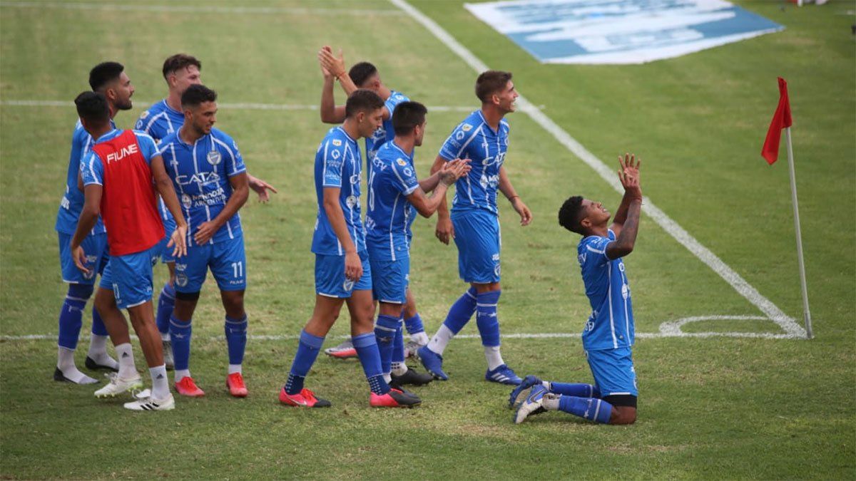 Godoy Cruz venció a Platense por 3 a 1 y volvió a ganar en condición de local. (Fotos Fernando Martinez/UNO).