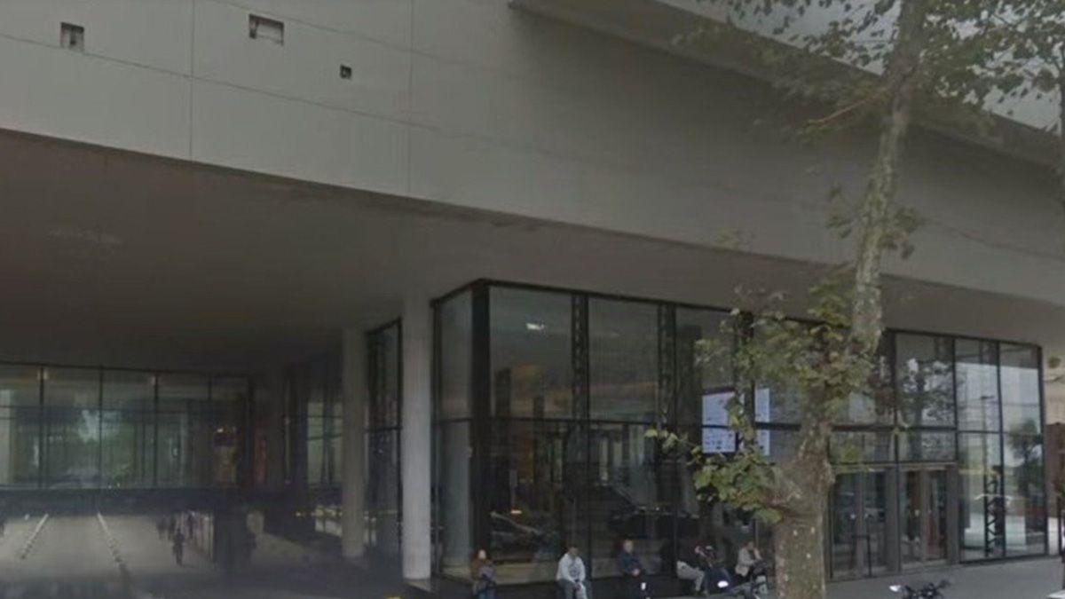 La violenta pelea ocurrió en cercanías del shopping de Mar del Plata, donde un hombre murió asesinado a puñaladas