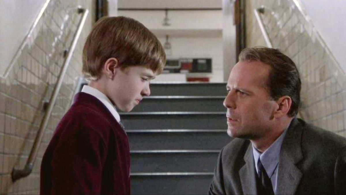 Cuánto dinero ganó Bruce Willis por protagonizar la película "El Sexto Sentido" Cuánto dinero ganó Bruce Willis por protagonizar la película "El Sexto Sentido"