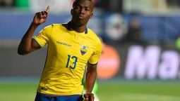 Todas pa nosotros: suspendieron al DT de Ecuador y Valencia no juega