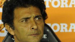 Leo Astrada llegó a un acuerdo y es DT de Atlético Rafaela