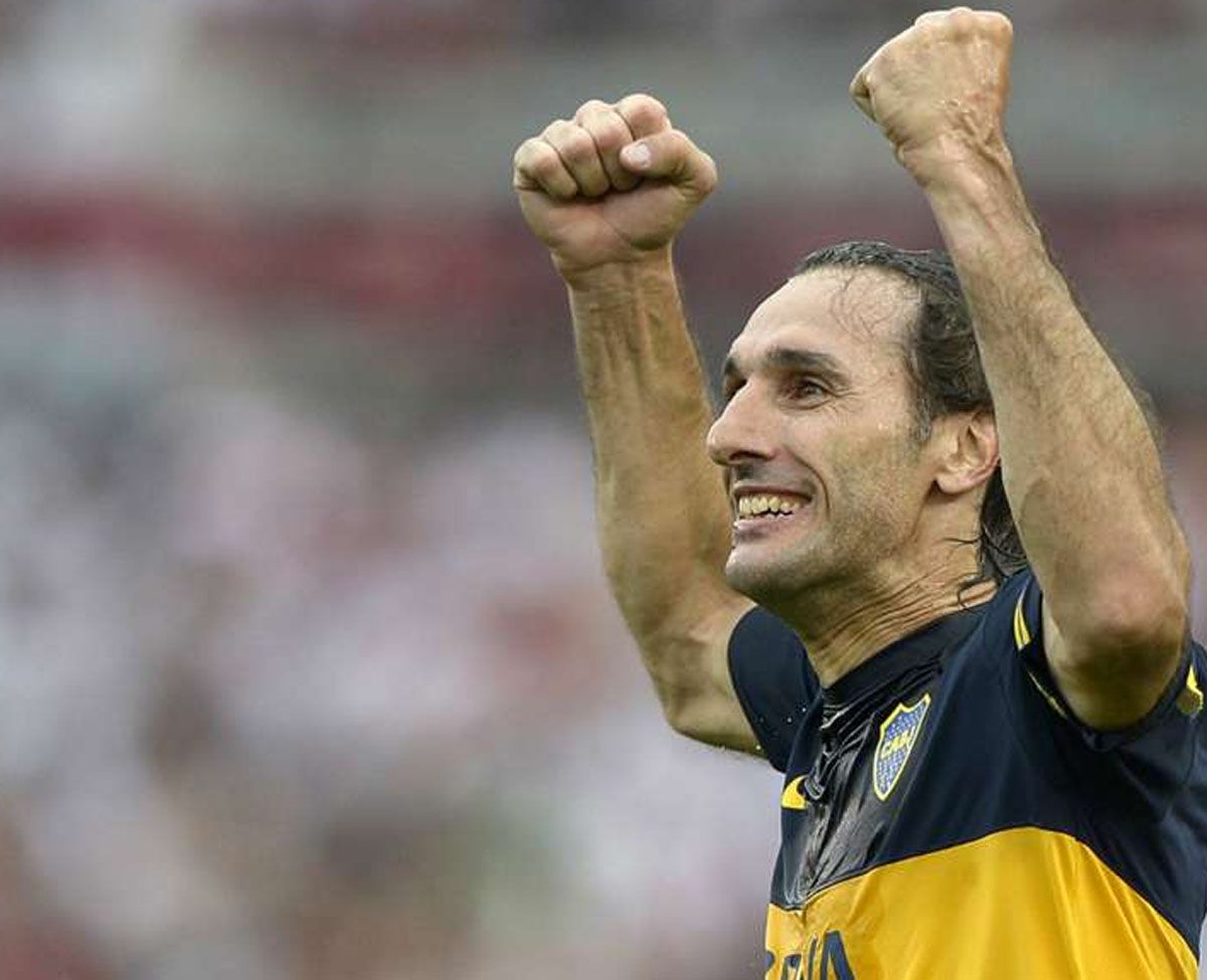 A los 49 años, el Flaco Schiavi está fuera de Boca