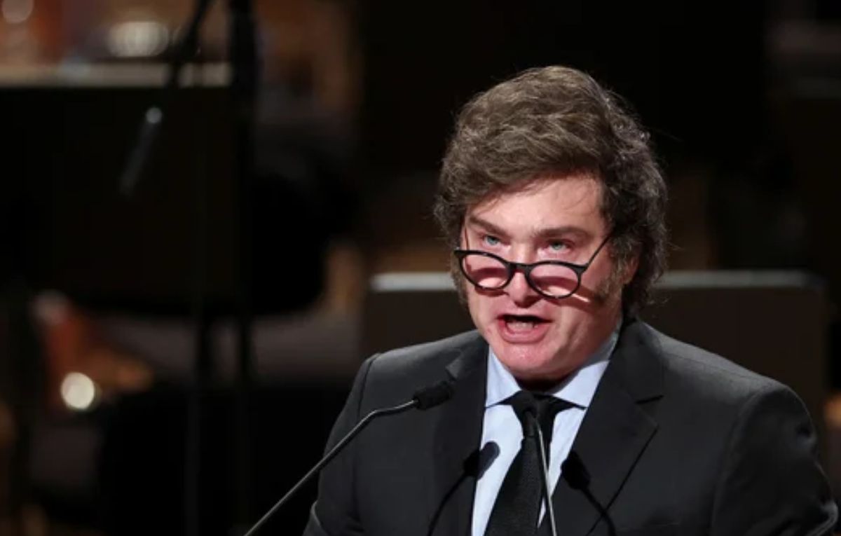 Javier Milei defendió a la ministra de Capital Humano tras los señalamientos por mal funcionamiento en su cartera.