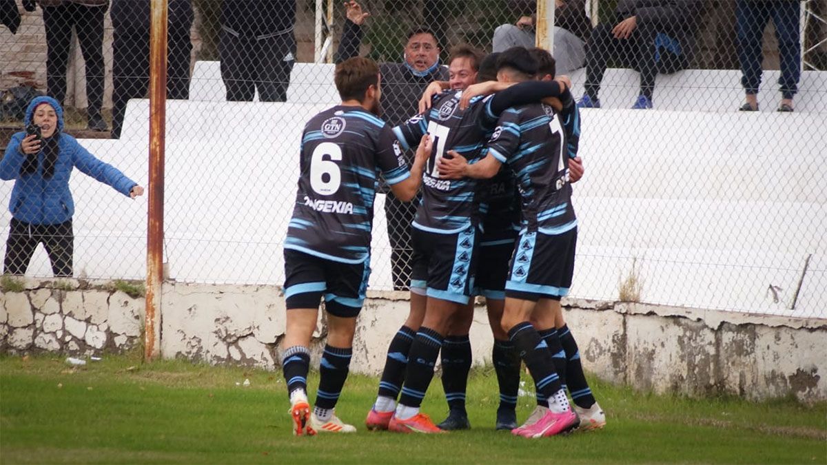 Gutiérrez Sport Club logró un triunfazo ante Huracán Las Heras.
