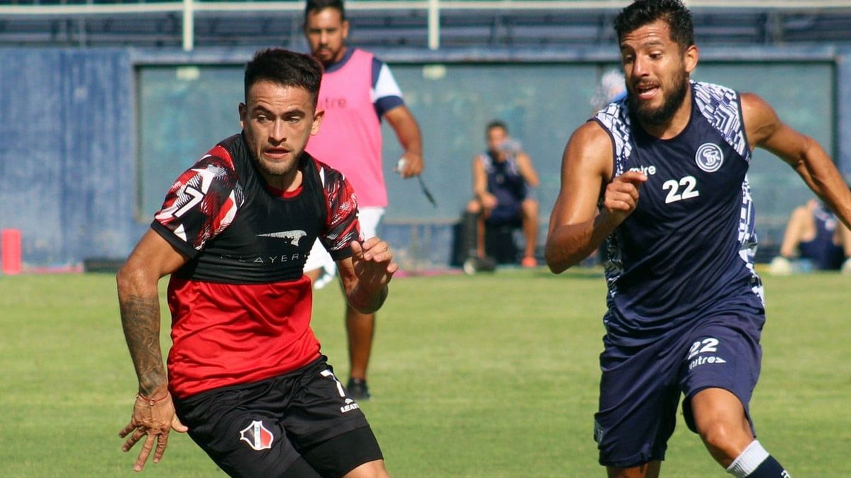 El Loco Méndez renovó contrato con Maipú