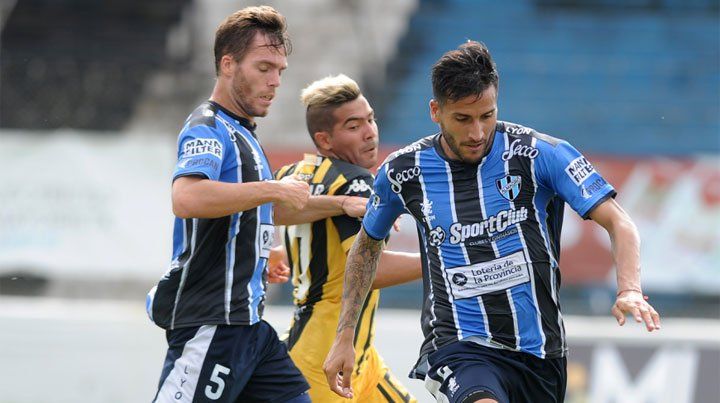 Almagro y Santamarina de Tandil empataron en un partido discreto