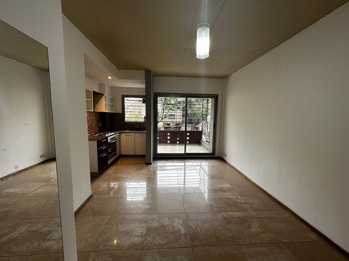 Este es uno de los departamentos más destacados en zona de Caballito, Buenos Aires. Este es uno de los departamentos más destacados en zona de Caballito, Buenos Aires.