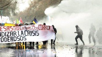Los estudiantes chilenos volvieron a sus reclamos y también retornó la represión en el vecino país