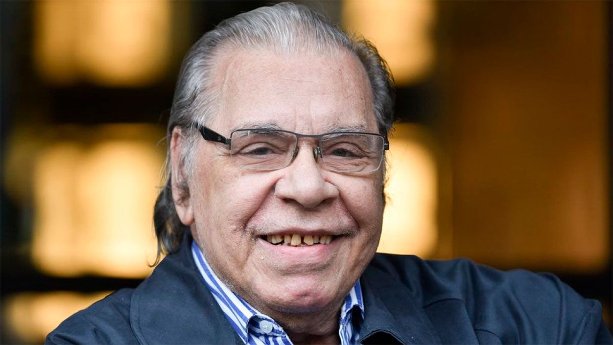 El capocómico Enrique Pinti falleció este domingo a la madrugada en el porteño Sanatorio Otamendi.