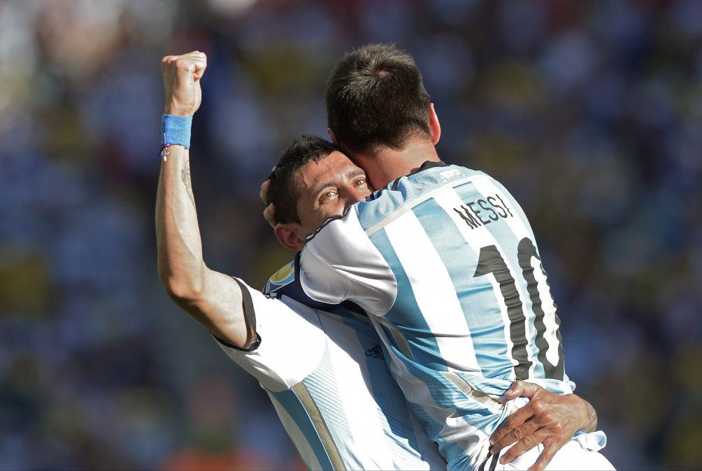 Fantino se emocionó con el gol de Di María