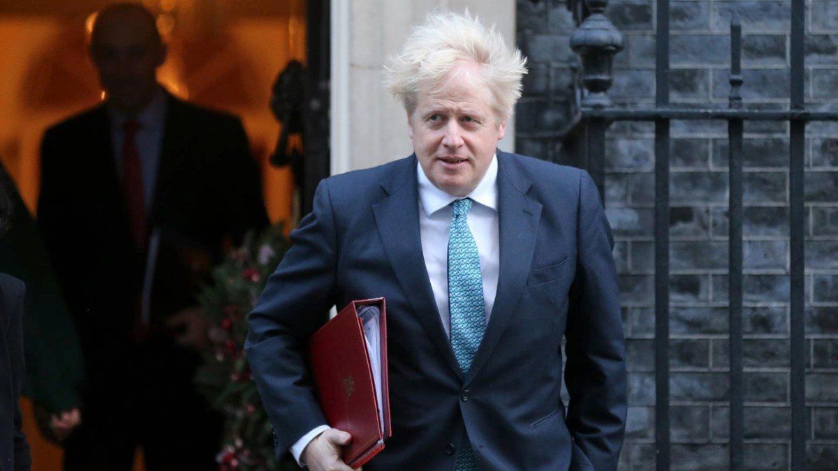 El primer ministro británico Boris Johnson tiene un estilo similar al utilizado por el ex presidente Donald Trump para atacar a sus opositores