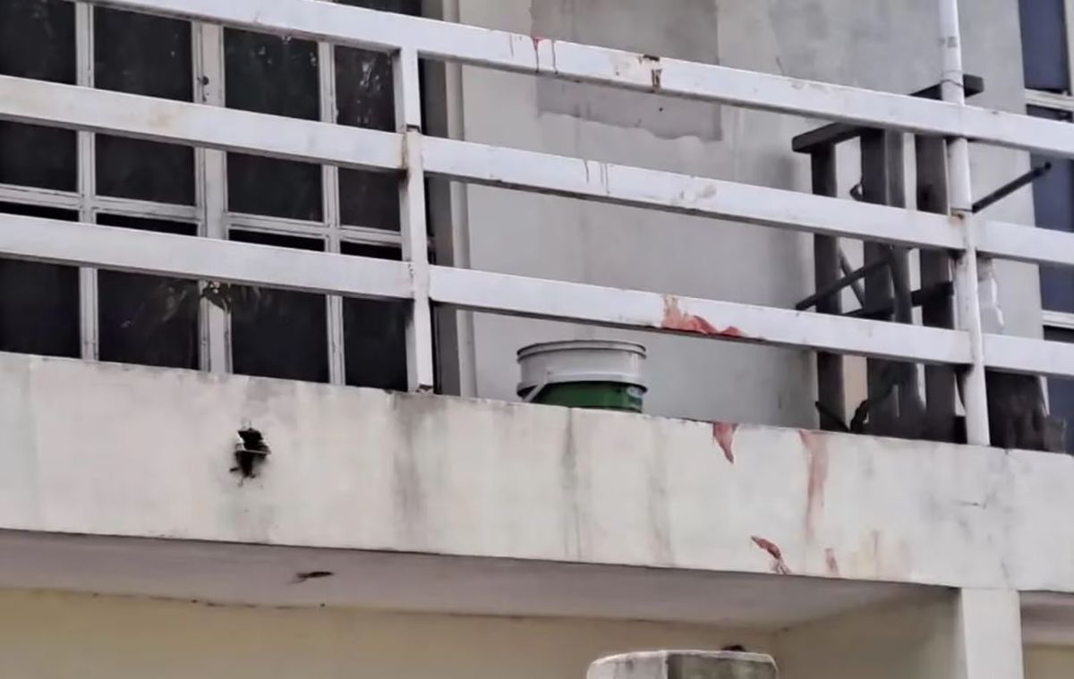 Murió desangrado. Un ladrón quiso robar, se cortó con un vidrio y murió desangrado.